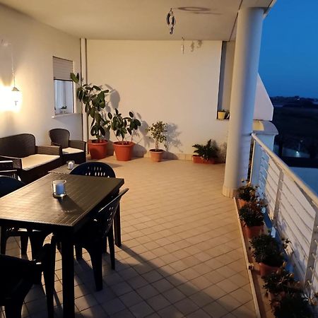 Armareaoverseassuites 1 Фиумичино Екстериор снимка